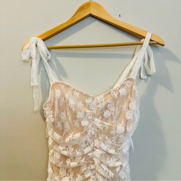 Lulu’s Be Mine Forever White Floral Lace Ruched Bodycon Dress Size Medium - Picture 5 of 16